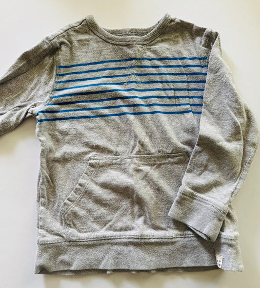 REDUCED # 92 Boys 4 t GAP lightweight top. Gray navy stripe