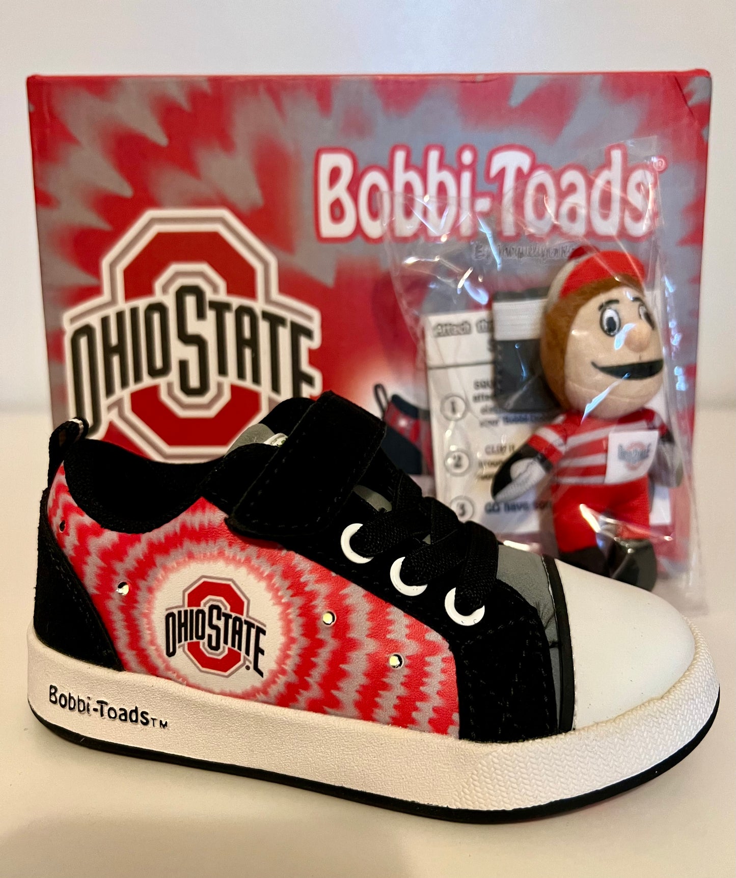 Size 8 Brutus Buckeye Shoes | New in Box (Retail $29)
