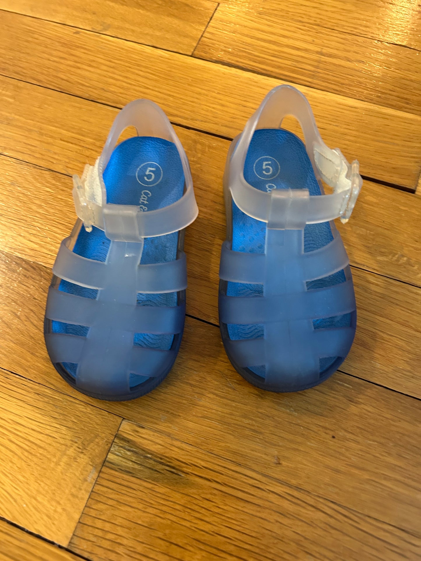 Seller 128 - Cat and Jack Boys Size 5 Sandals
