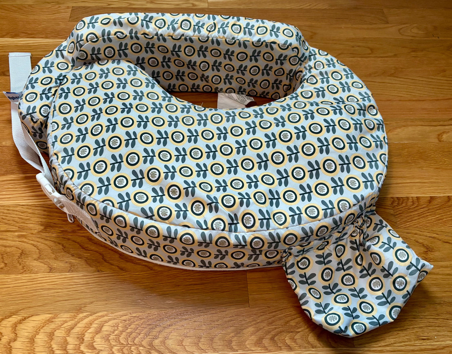 REDUCED Seller #139 My Brest Friend Nursing Pillow