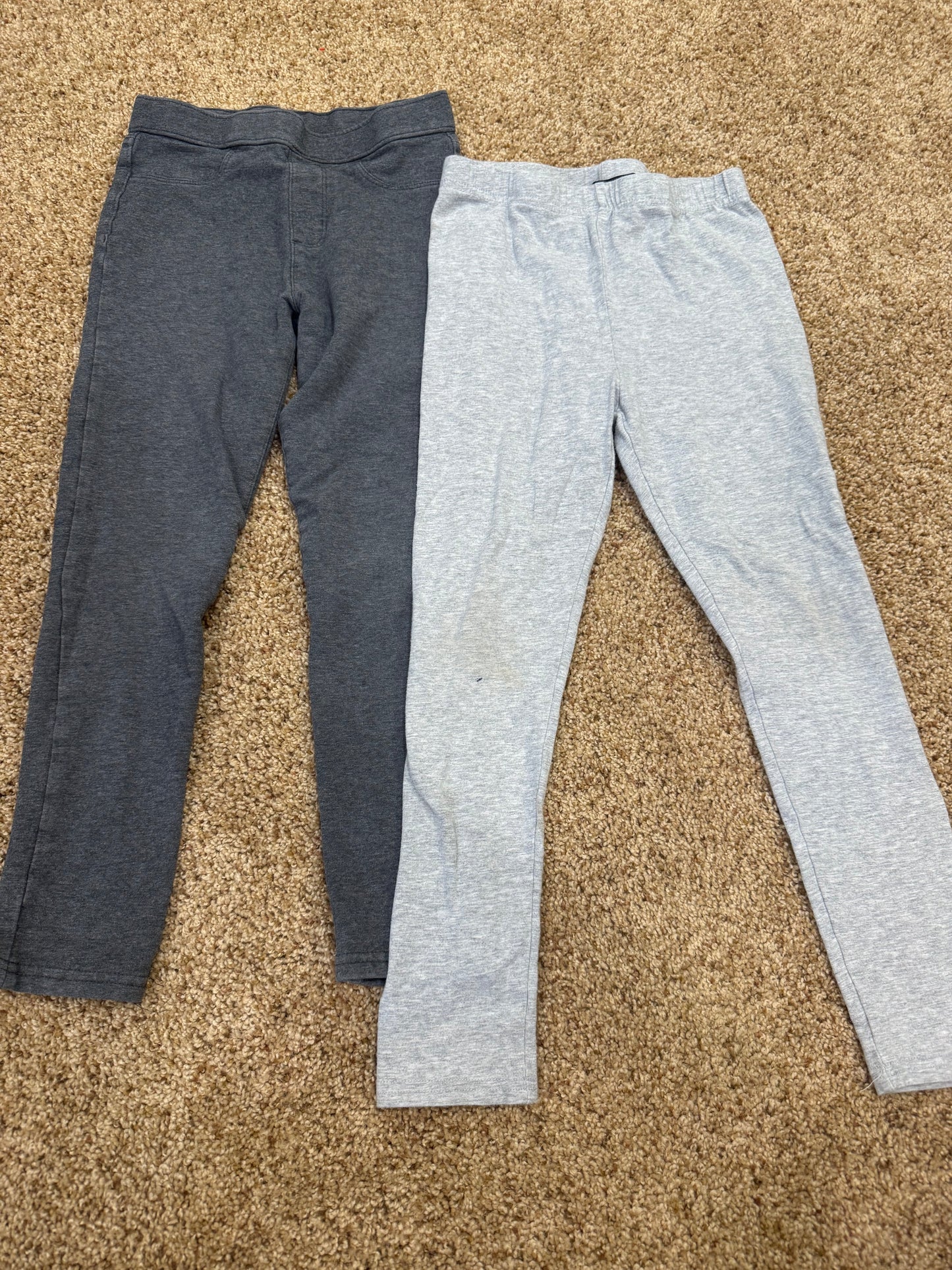 #73 girls size 7 leggings