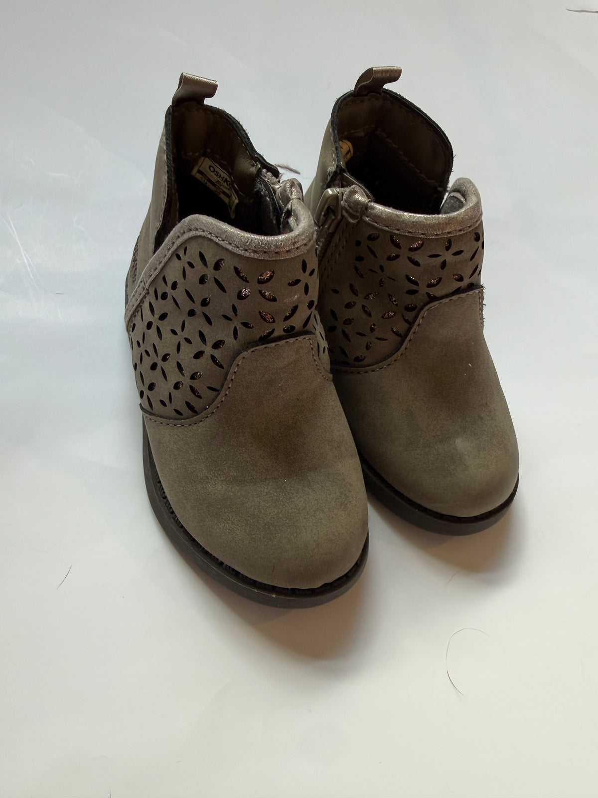 #170 OshKosh Taupe ankle boots girls 5c