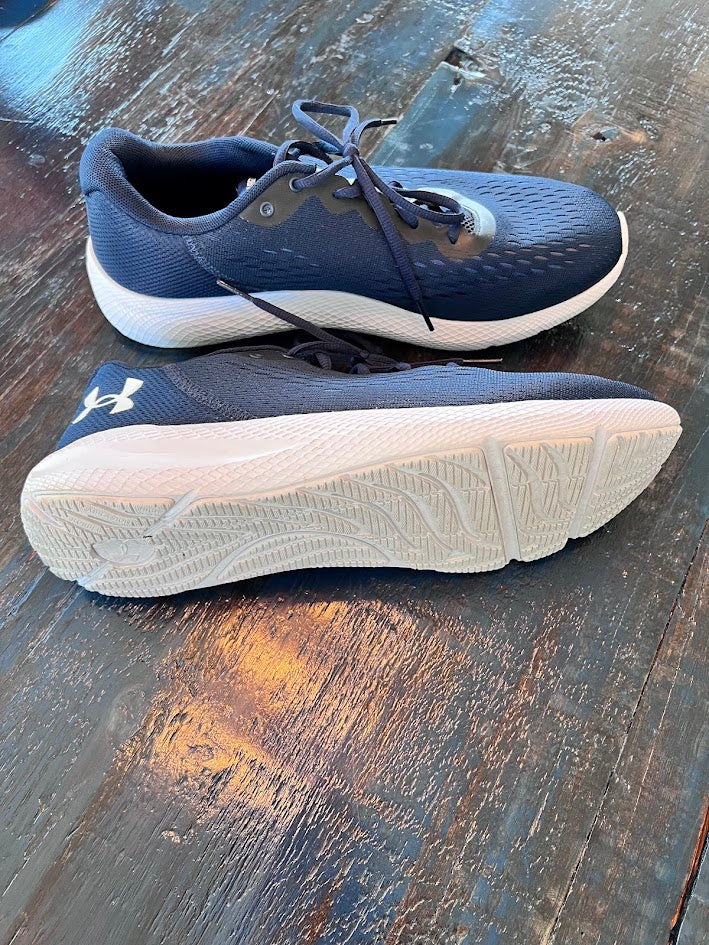 Seller #94: Men's Under Armour Tennis Shoes, Size 11.5