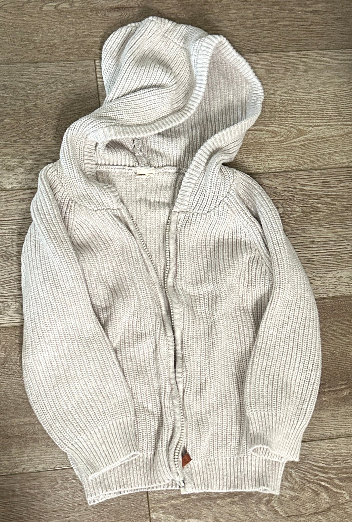 #15 *Reduced* Goumi 5t Oatmeal Knit Zip Up Sweater VGUC