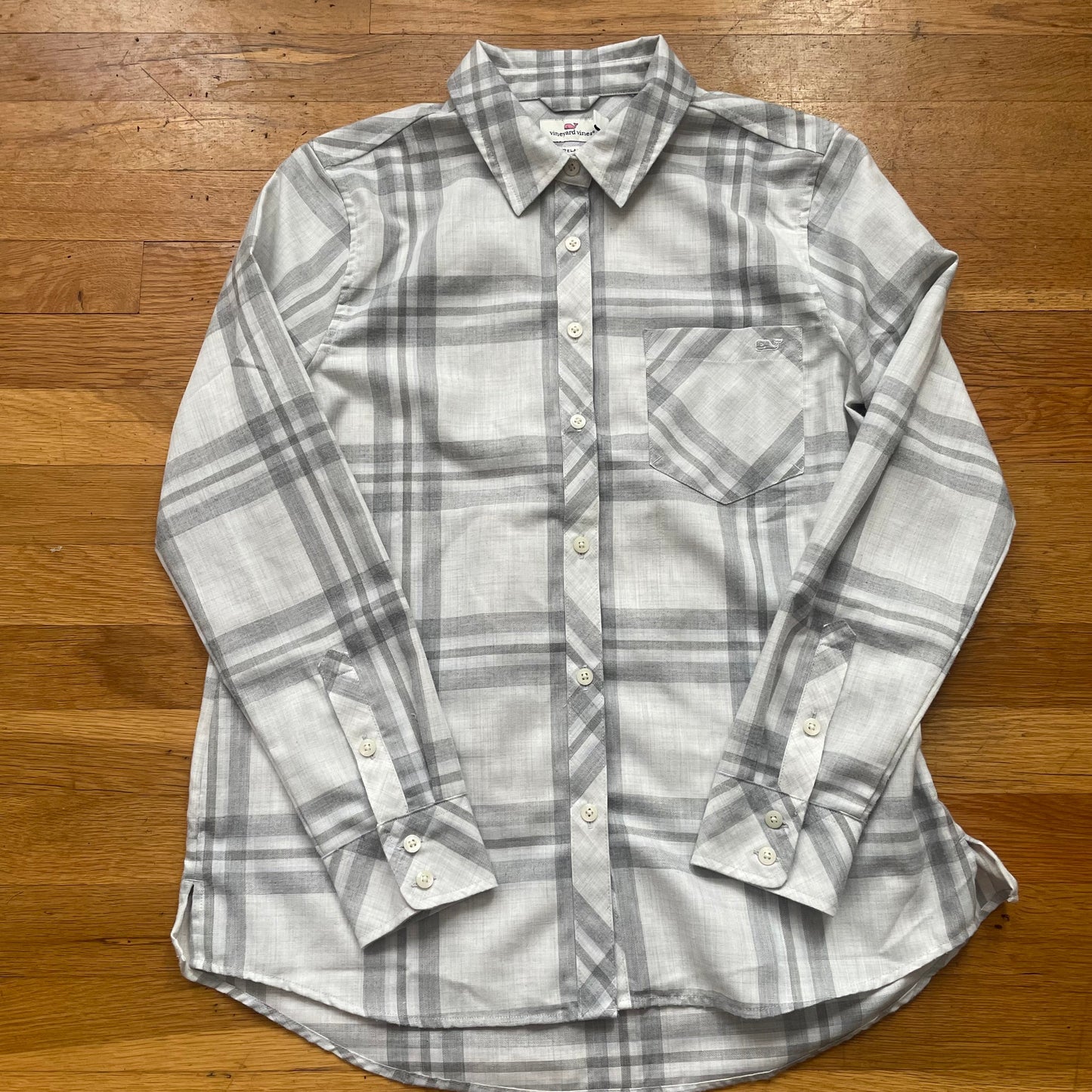 #116 Vineyard Vines Ice Plaid Flannel Button Down Grey 8