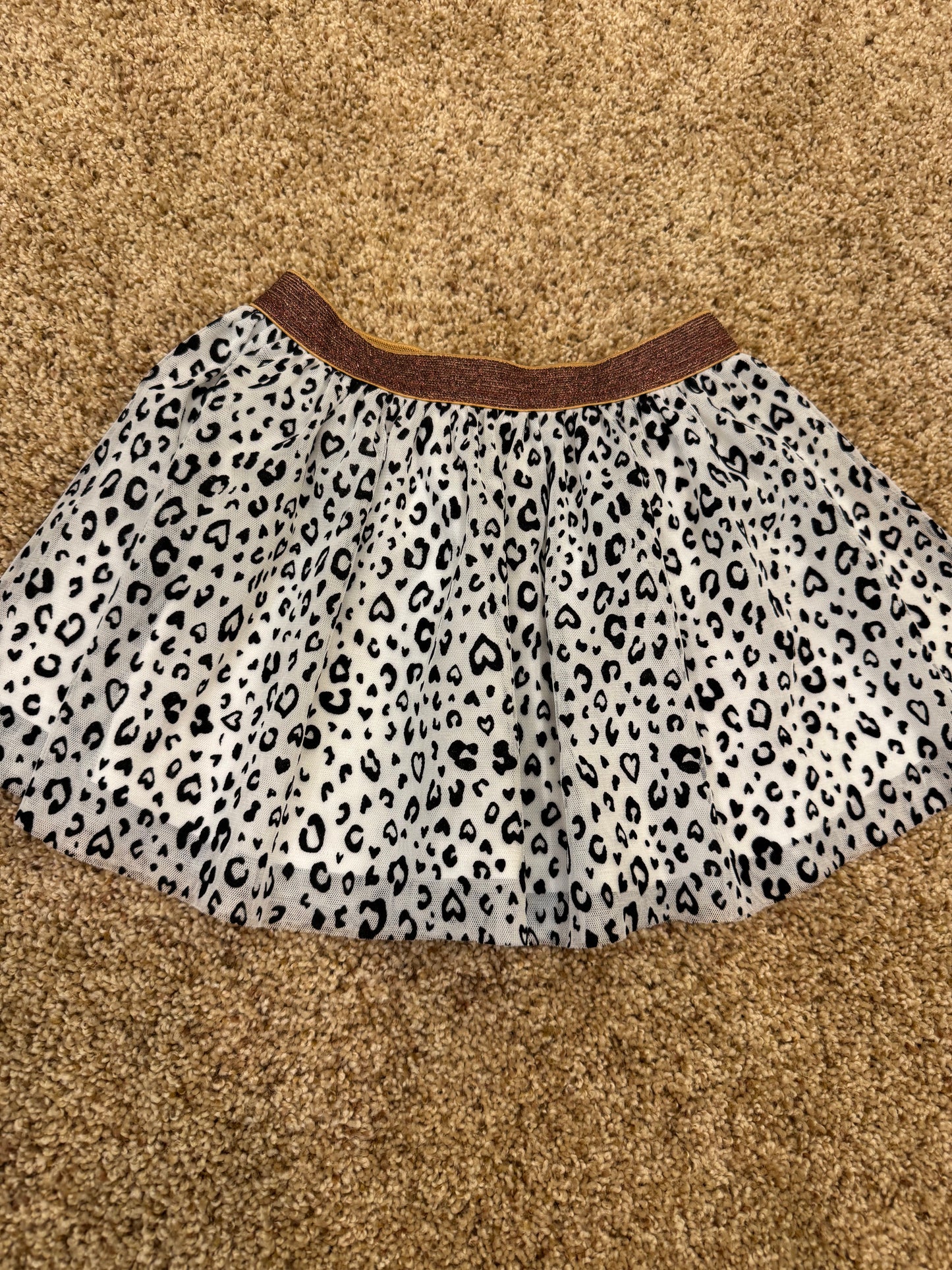 #73 girls size 5 skirt