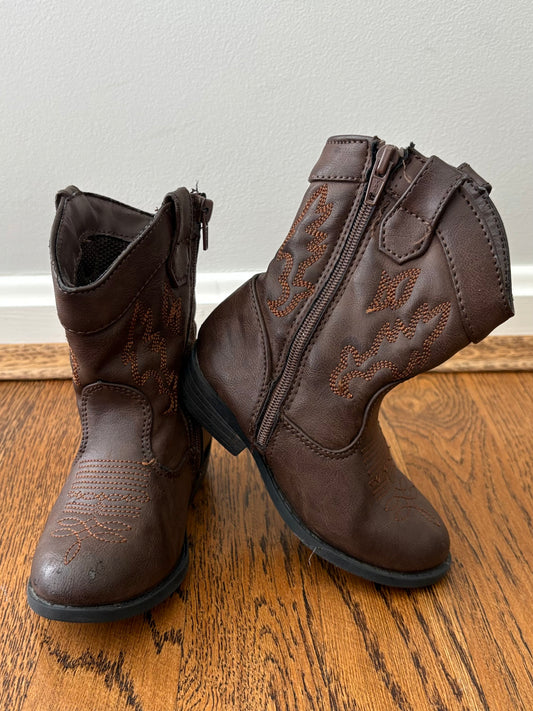 #103 • Girls • 7 • Cat & Jack • Brown Cowgirl Boots