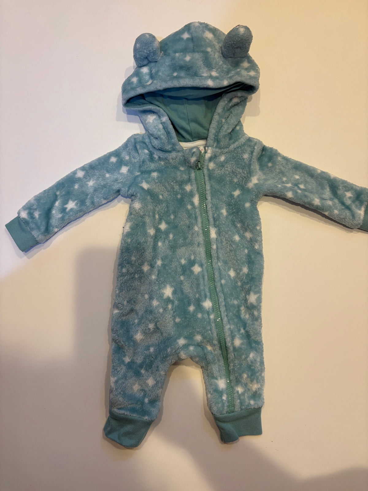 Seller 186 - Cat & Jack Newborn Fleece Snowsuit - EUC