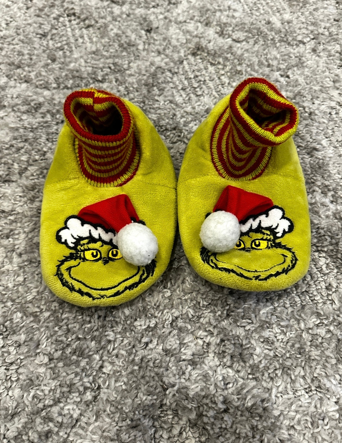 #16 - Grinch Slippers - 7/8