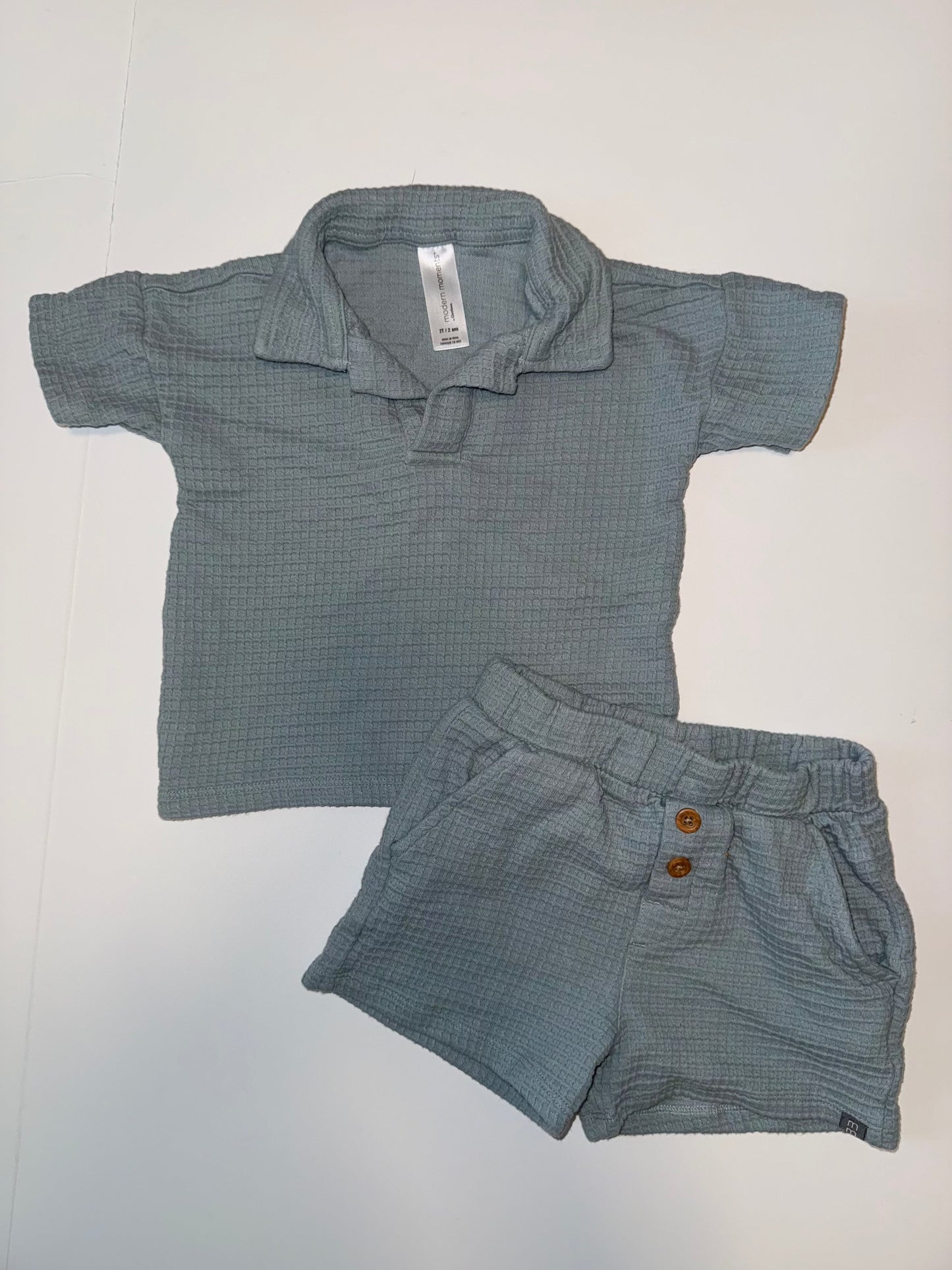 Seller 106: 2T Modern Moments Blue Set (Worn Once)