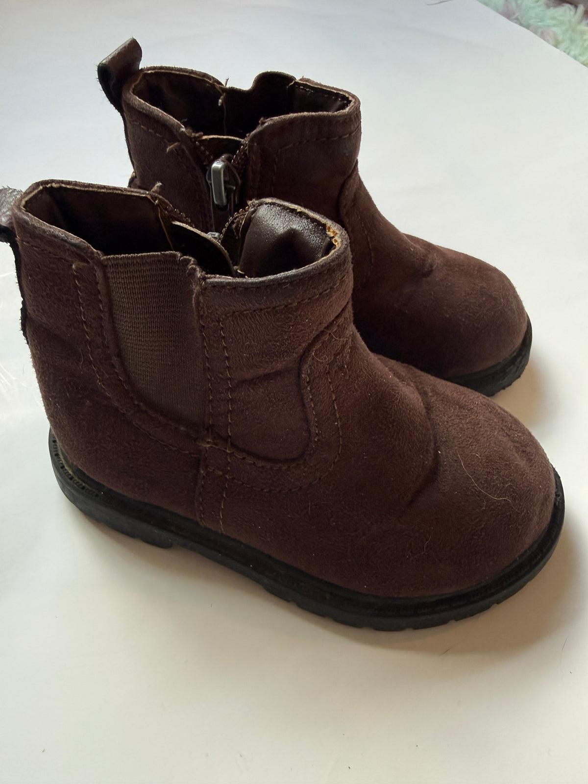 #170 Carters brown suede zip up boots girls size 6c