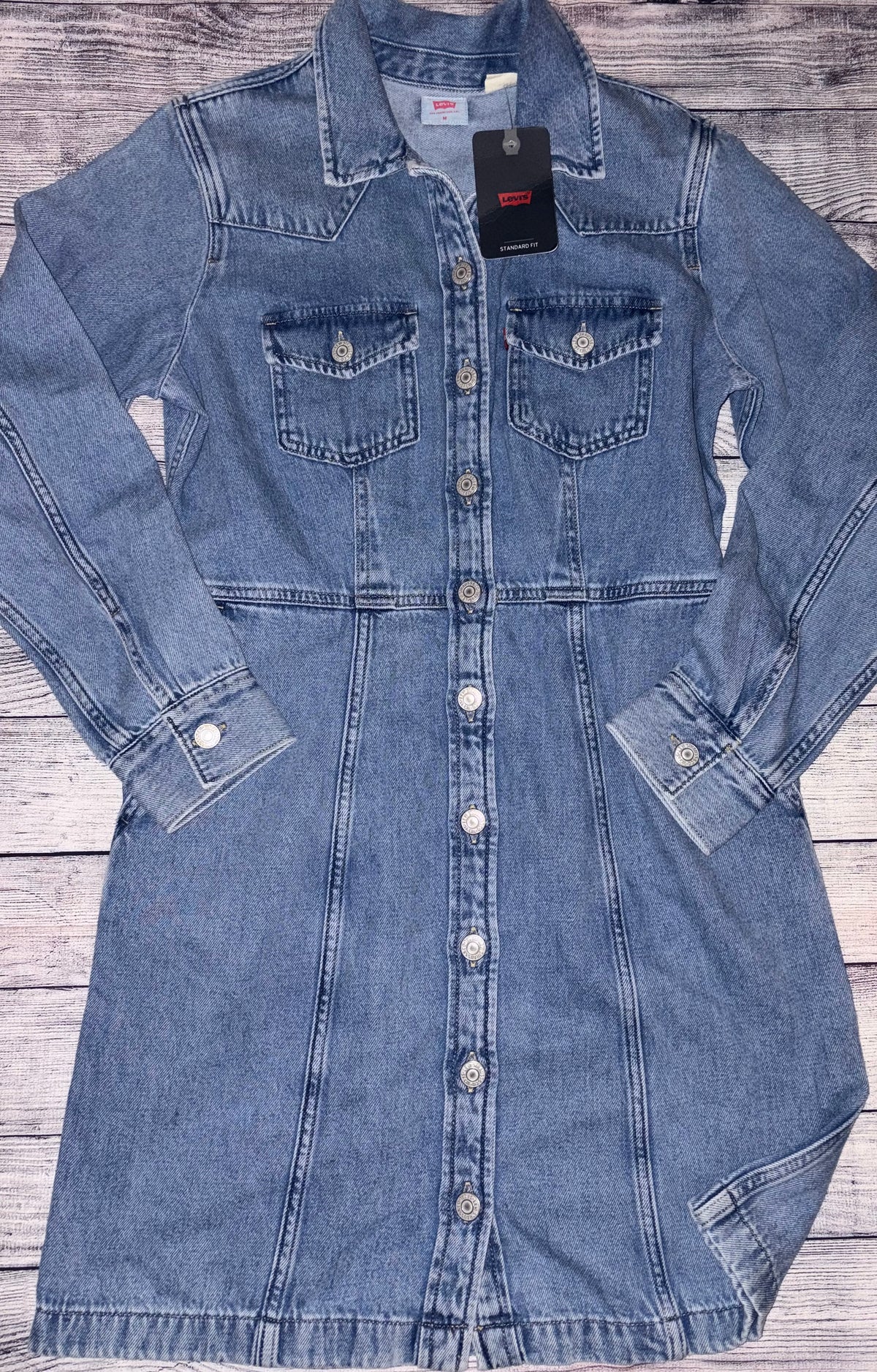 Seller 124 NEW Levi’s Women’s Medium Jean Dress