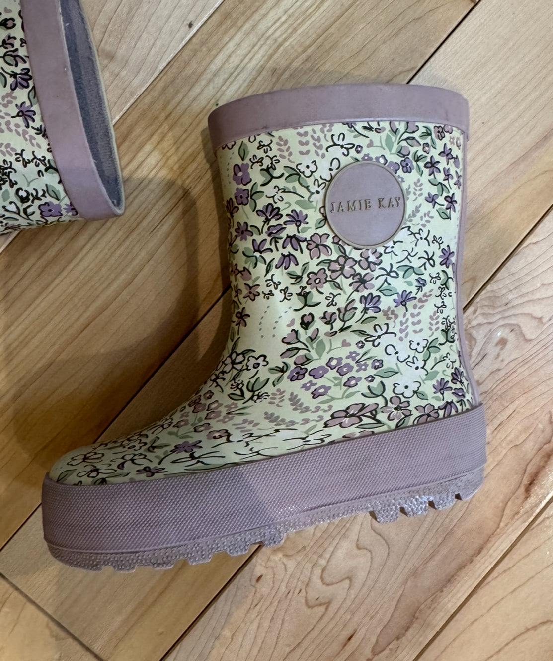 #207 Jamie Kay size 6 floral rainboots