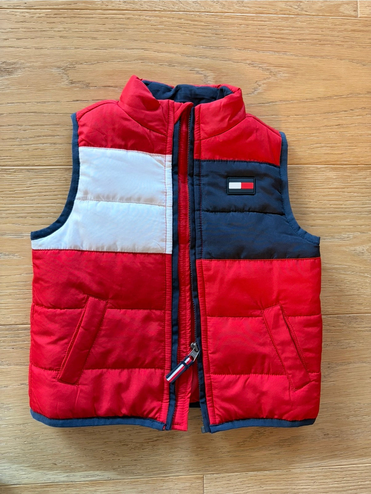#158 Boys 18 Months Tommy Hilfiger Vest