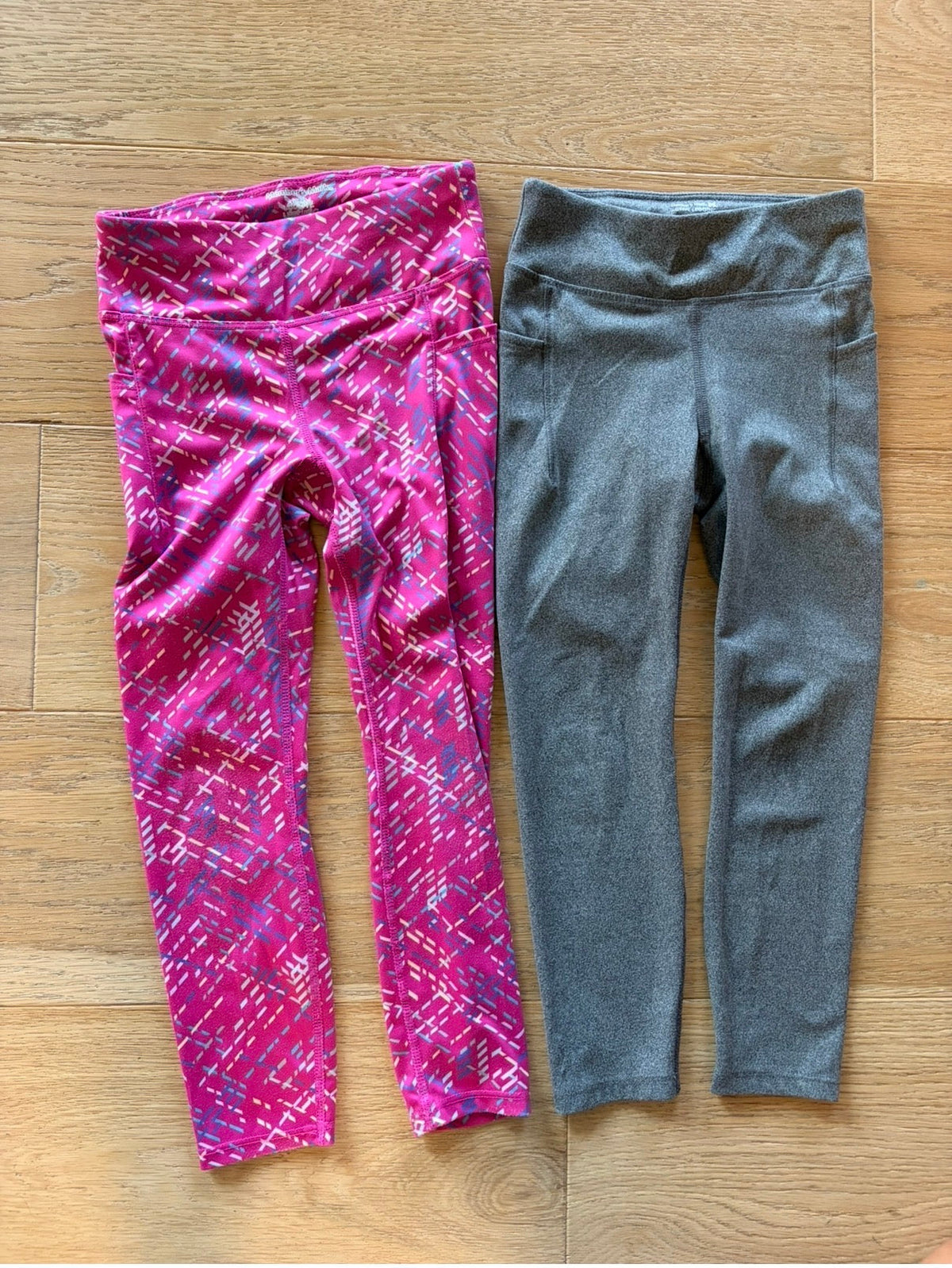 #158 Girls Size Small/6 Athletic Leggings Set