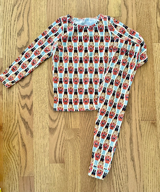 #198-Boys/ Girls, Pink Chicken, Nutcracker PJs- Size 4