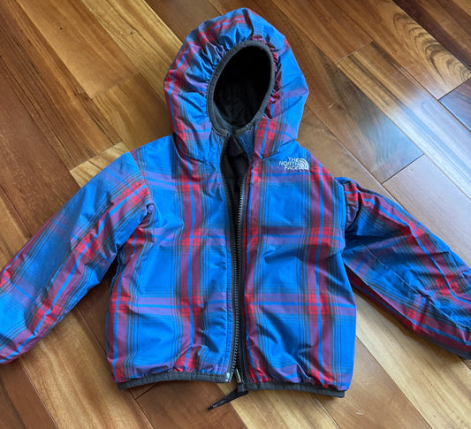 #74 North Face 2t reversible