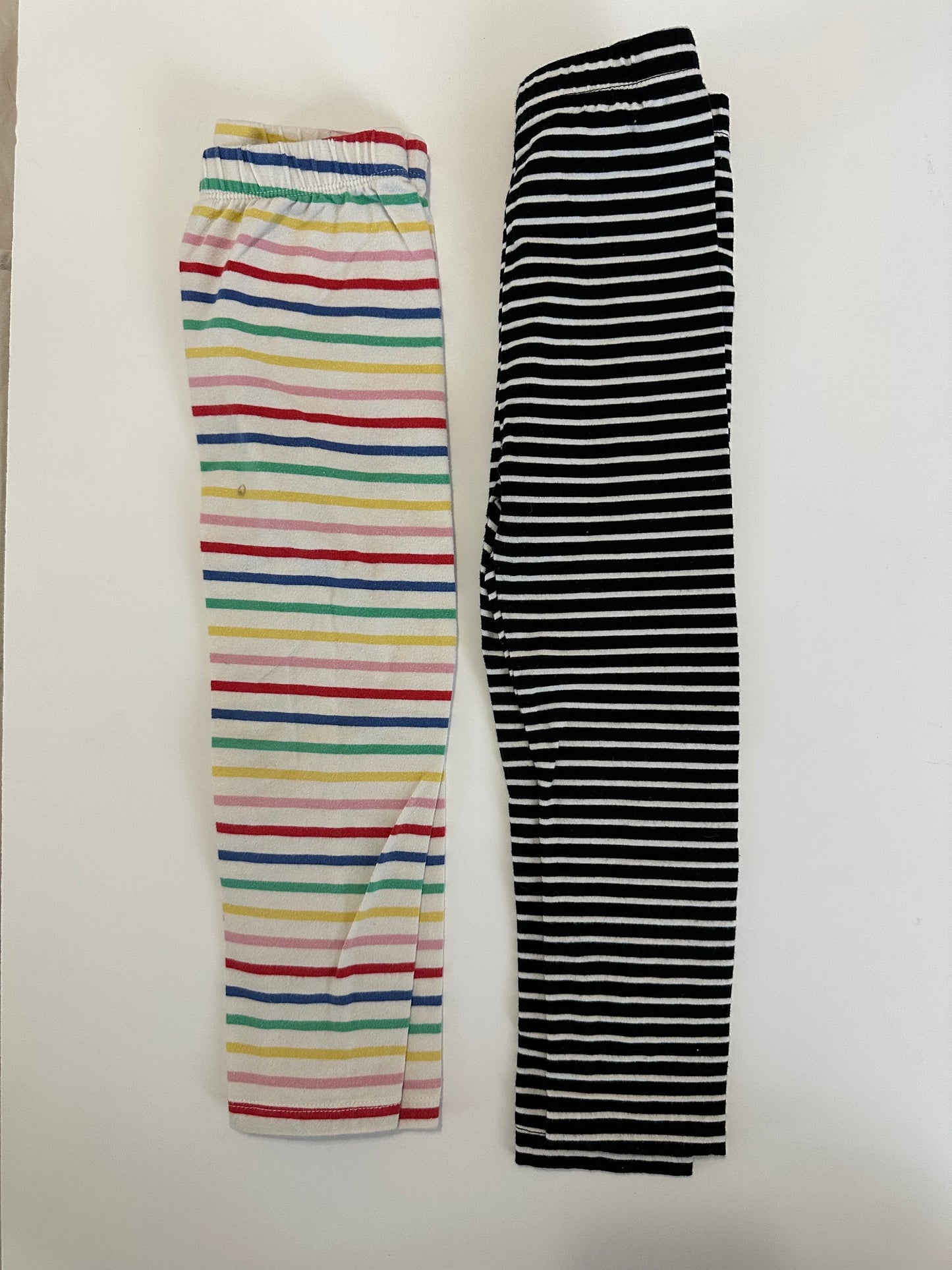Seller #39 Gap and Amazon leggings girl 3T 2pk