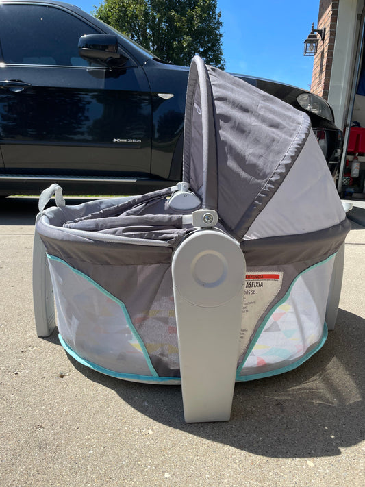 #3 Fisher Price portable baby dome