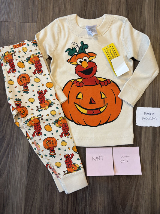 #138 - 2T NWT Hanna Andersson Elmo Halloween PJs