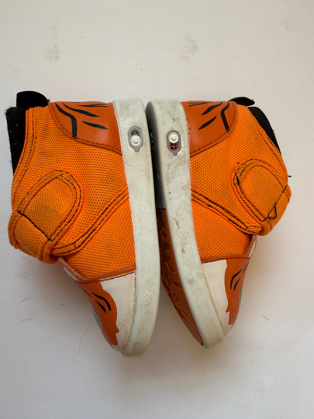 #170 ikiki orange tiger shoes with squeakers gender neutral 5C