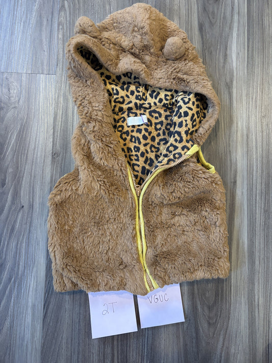 #138 - 2T VGUC Brown Bear Hoodie Vest
