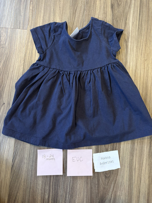 #77 - 18-24 Mo - EUC Hanna Andersson - Navy SS Dress