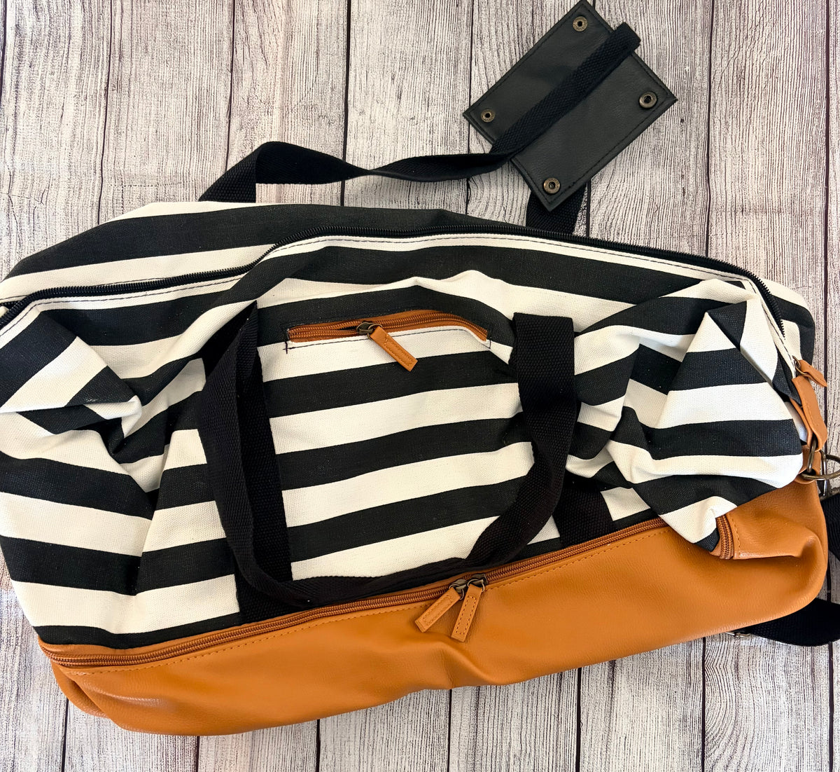 Seller 124 NEW DSW Duffle Bag