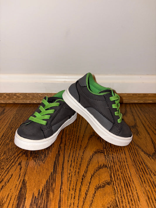 #103 • Boys • 5 • Oomphies • Slip On Gray/Green Gym Shoes