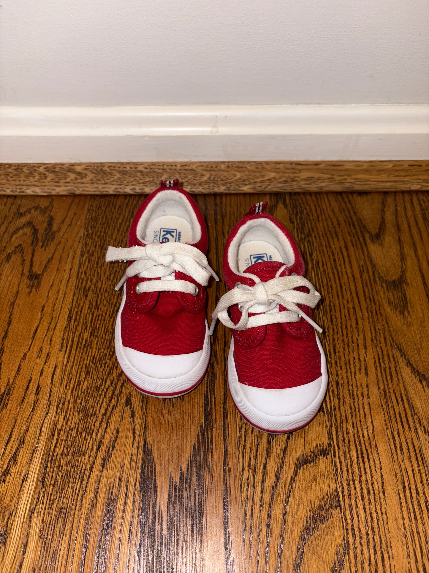 #103 • Boys • 5.5 • Keds • Red Converse Style Shoes