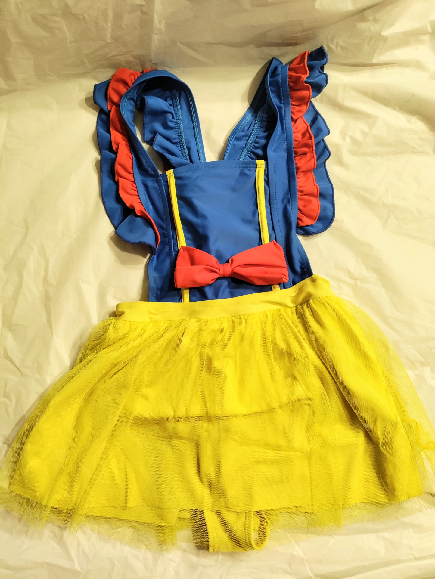 Snow White girls swim suit size XXL (fits like 8/10) * reduced *
