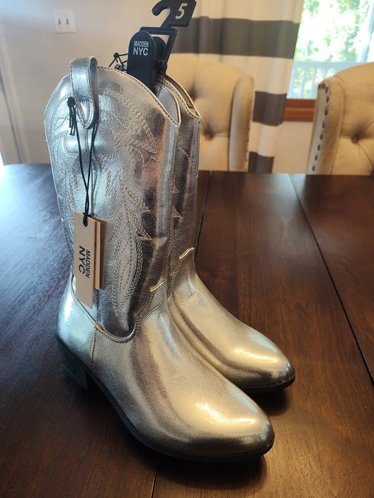 Seller 185: Madden NYC Girl's Cowboy Boots size 5 youth NEW