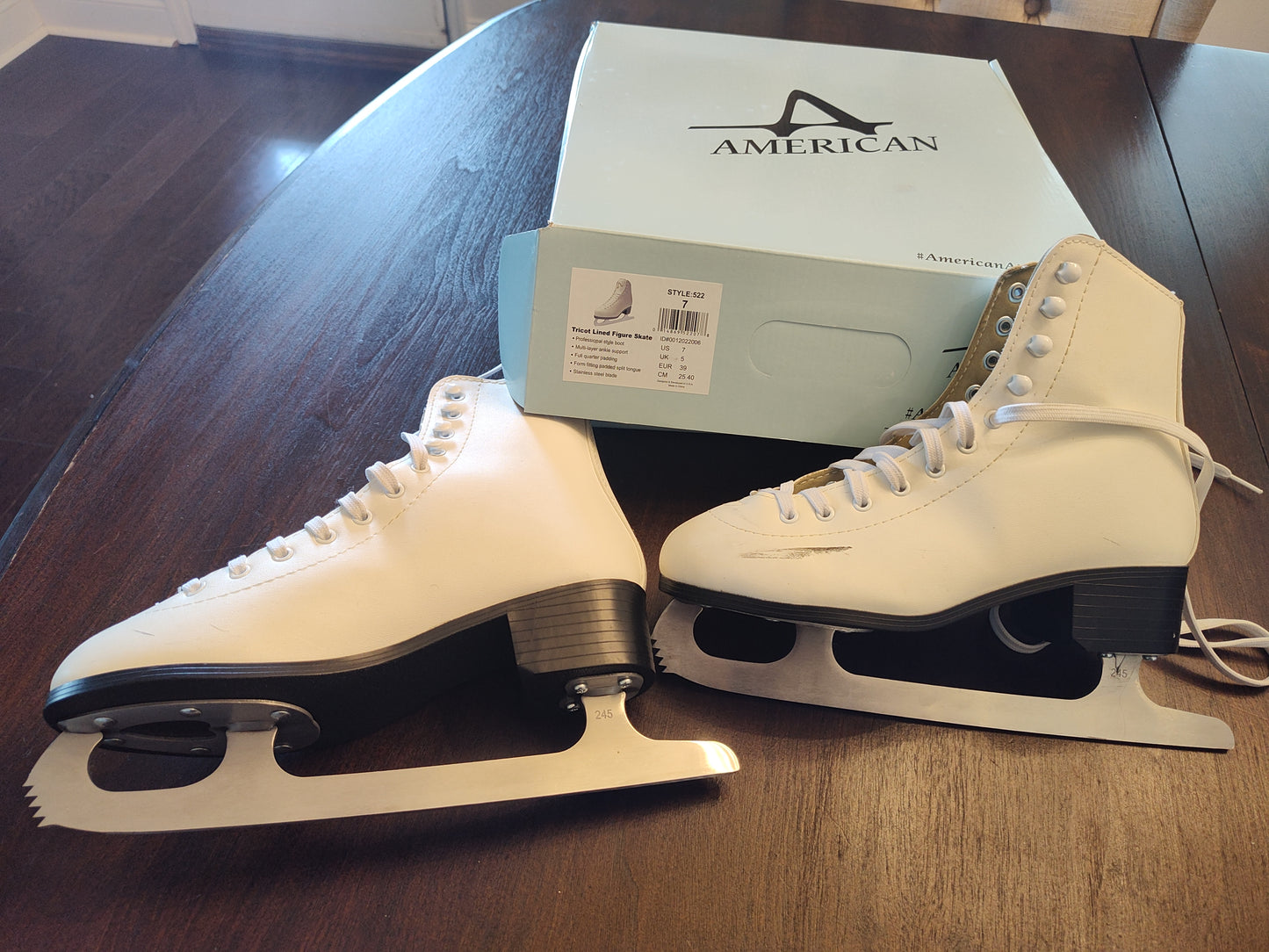 Seller 185:  Ice Skates Girls size 7 women's (5 girl youth)