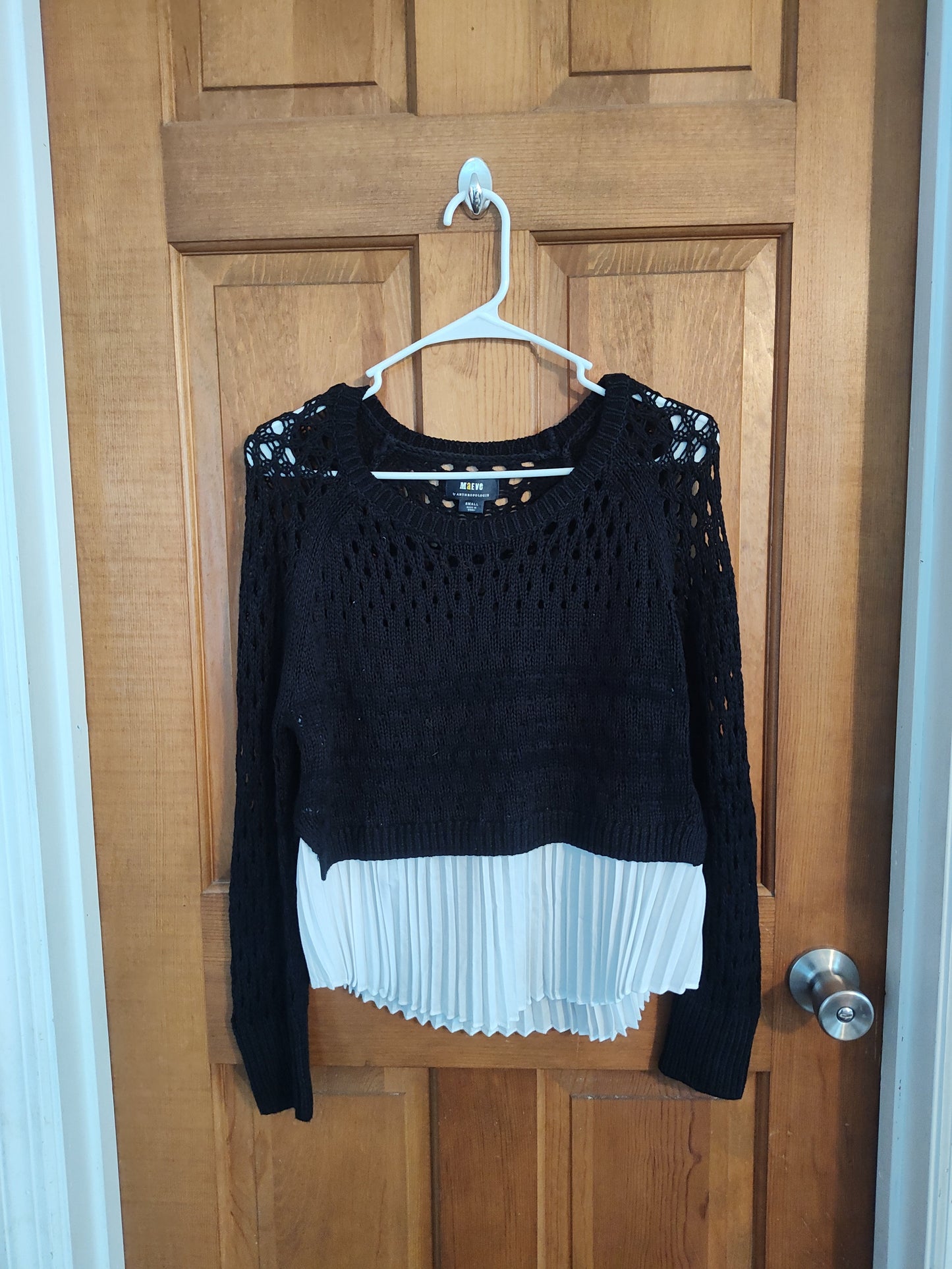 Seller 185: Maeve (Anthropologie) Women's Size Small top Accordion Pleat