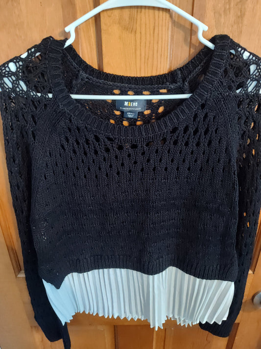 Seller 185: Maeve (Anthropologie) Women's Size Small top Accordion Pleat