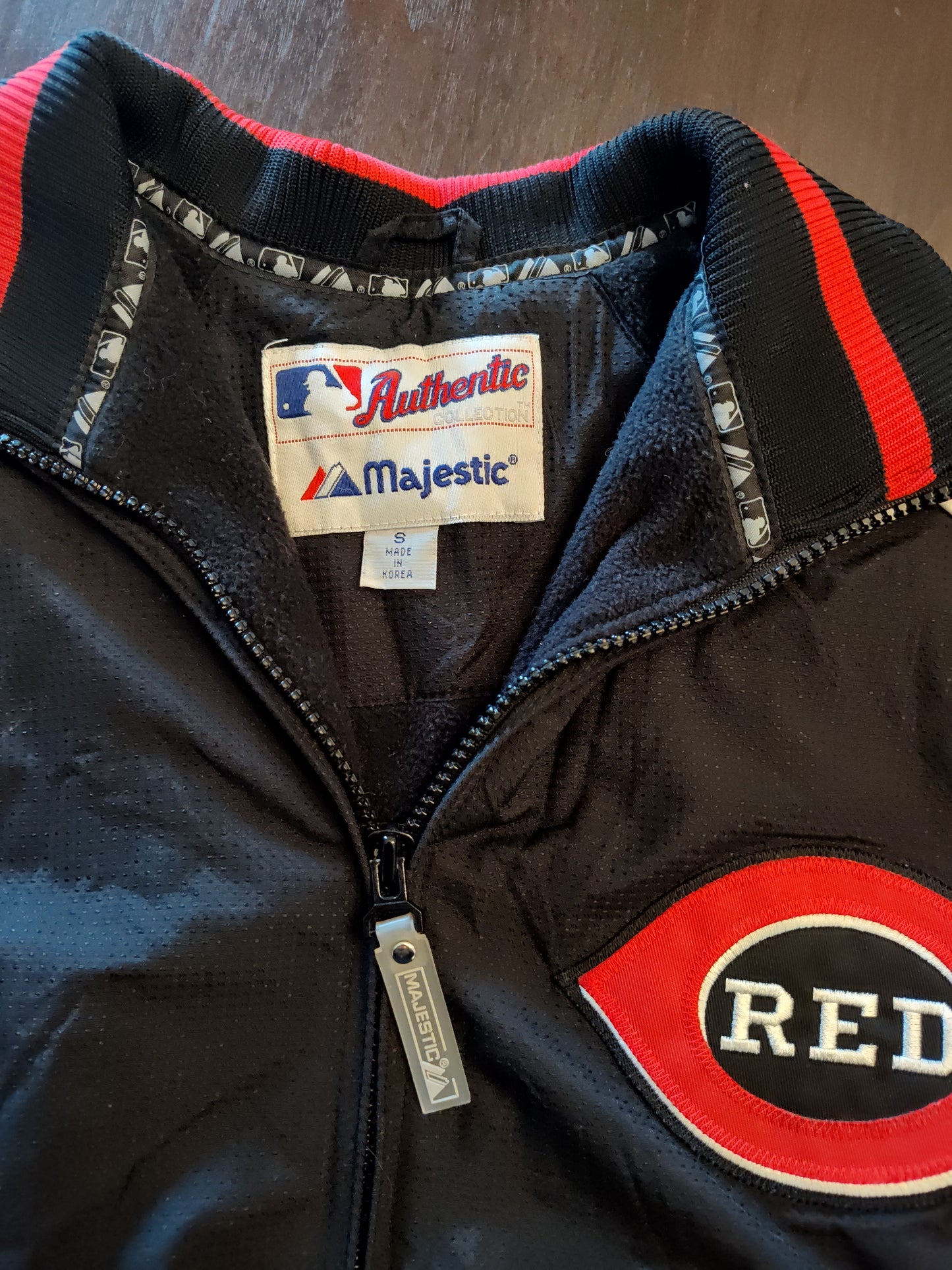 Seller 185:  Majestic Adult Small Cincinnati Reds Lined Jacket Vintage
