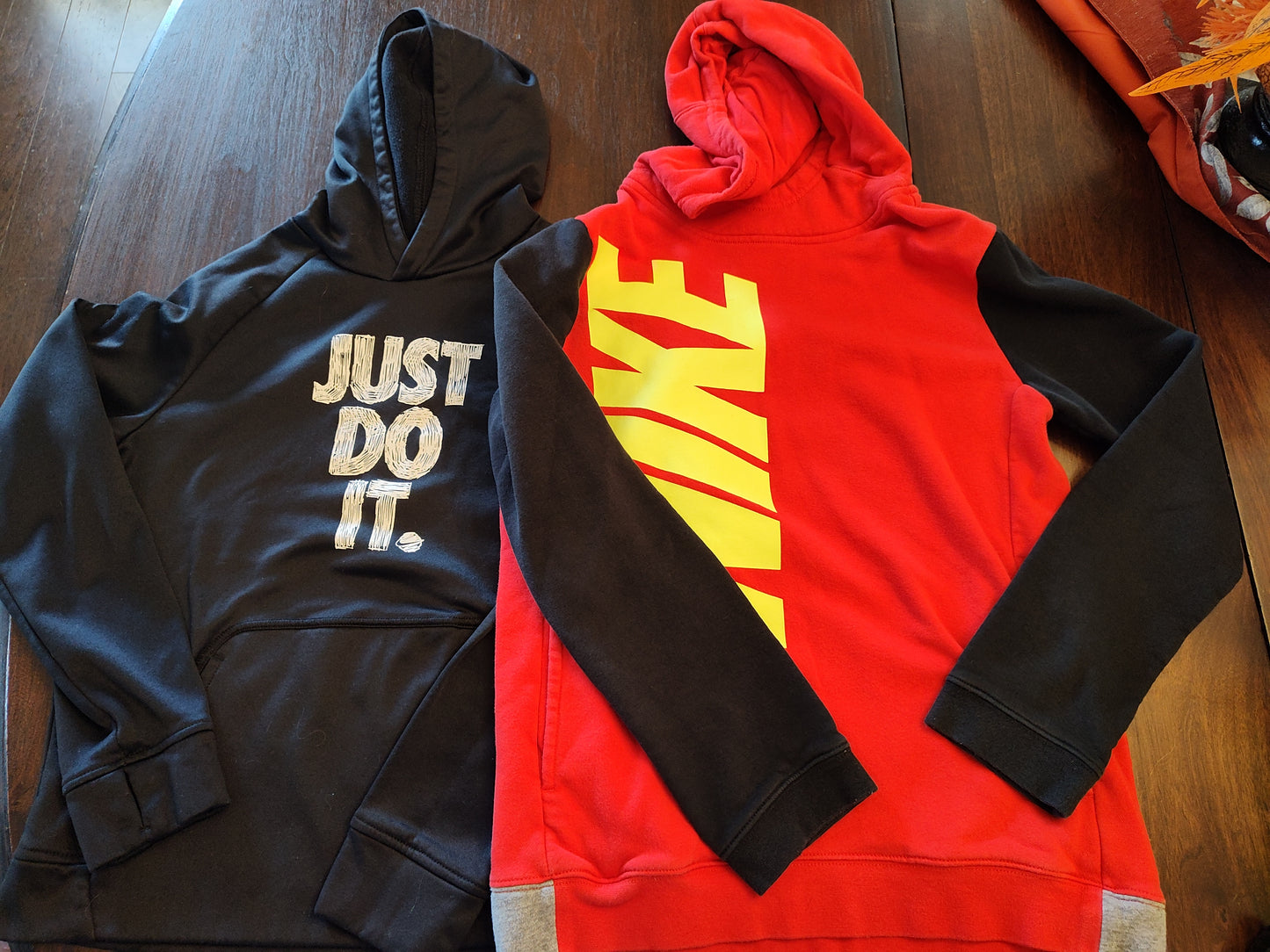 Seller 185:  Boys Nike XL (16/18) Hoodies x 2 Black & Red