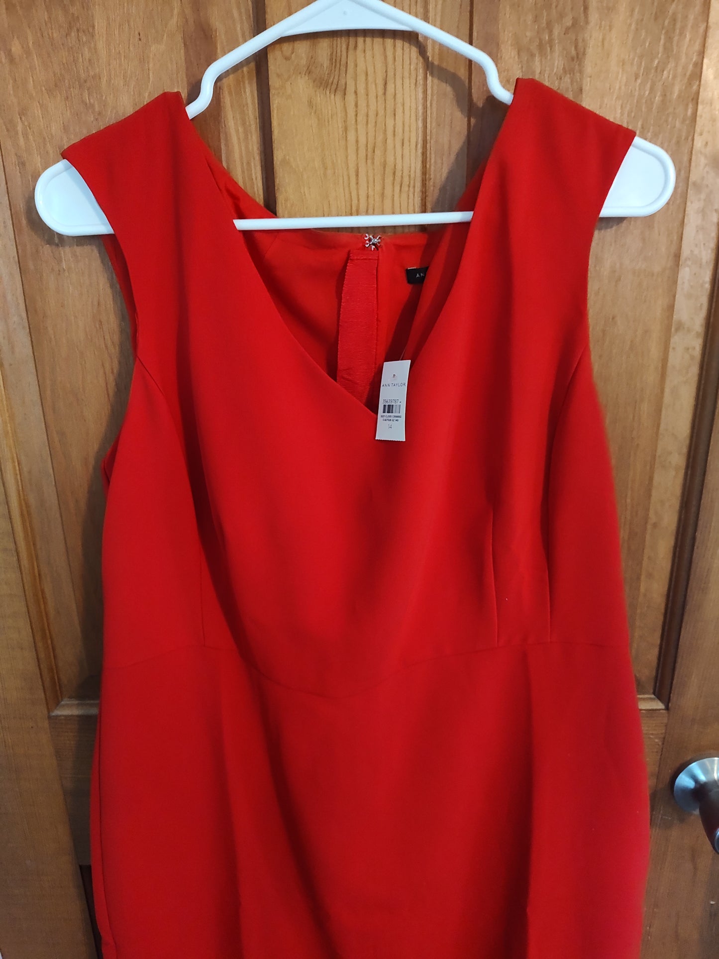 Seller 185:  NEW Ann Taylor Size 14 red dress