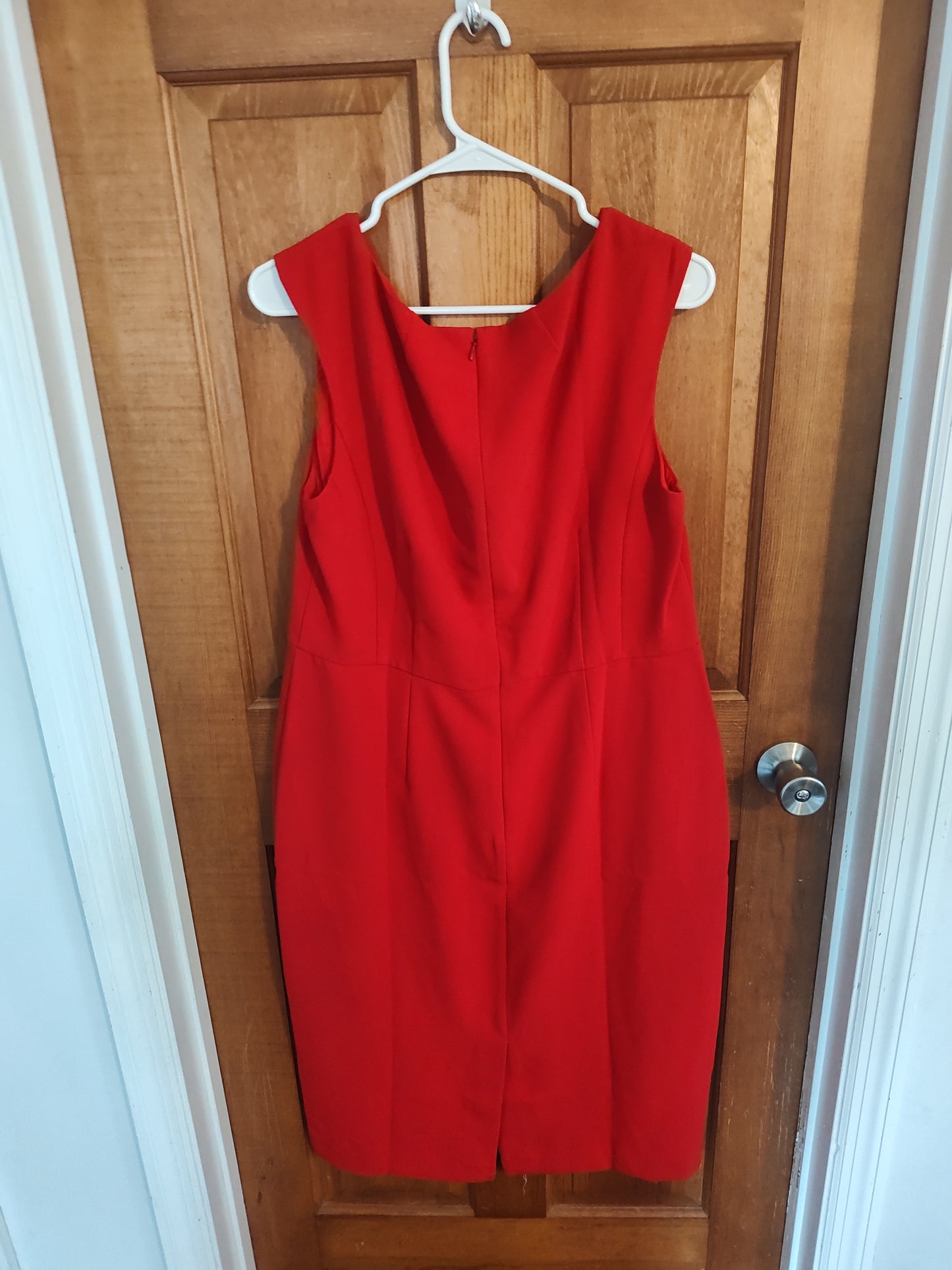 Seller 185:  NEW Ann Taylor Size 14 red dress