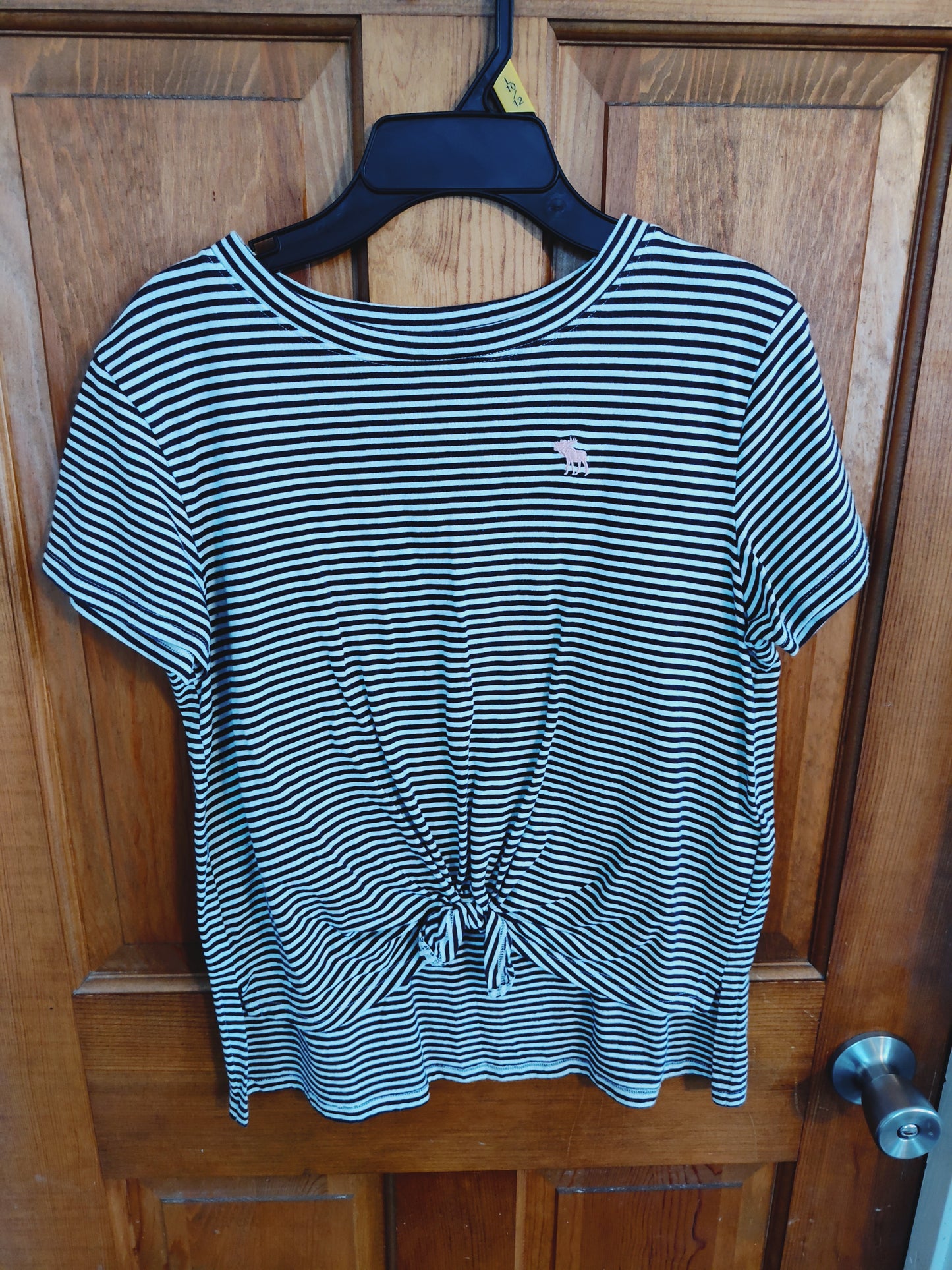 Seller 185:  Abercrombie Kids Girl's top size 11/12