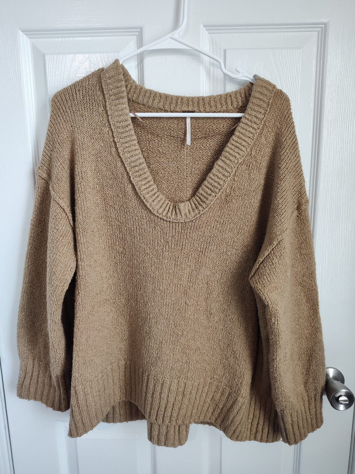 Seller 189:  Free People women's camel Brookside oversized sweater size XS