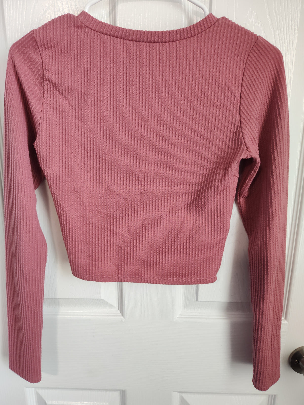 Seller 189:  Mi Ami Women's fitted crop long sleeve Size XS