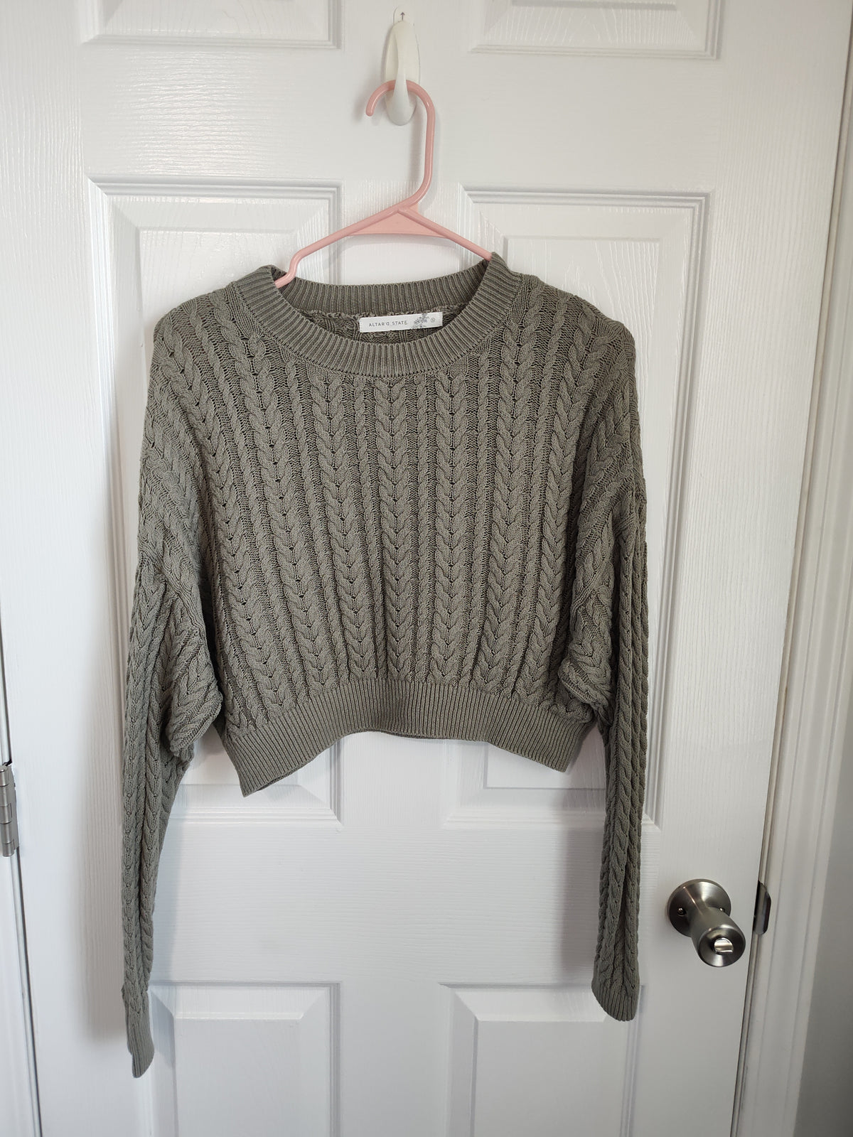 Seller 189:  Altar'd State Green Cableknit Cropped Sweater Women's size Small