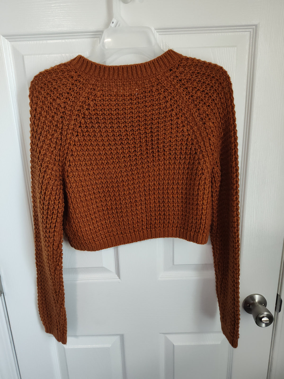 Seller 189:  Aeropostale Cropped Chunky sweater women's size small