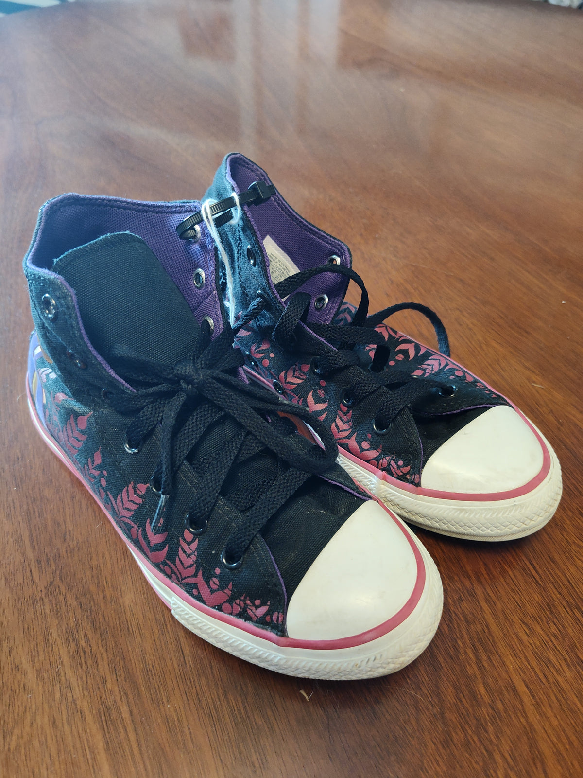 Seller 189:  Converse Frozen girl shoes size 3 youth