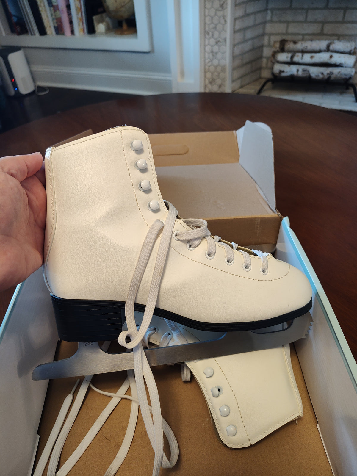 Seller 189:  American Ice Skates Women's size 7