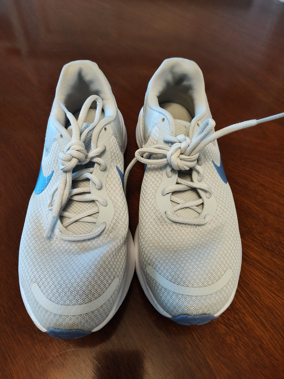 Seller 189:  Nike Grey/Blue Shoes Women's size 7.5