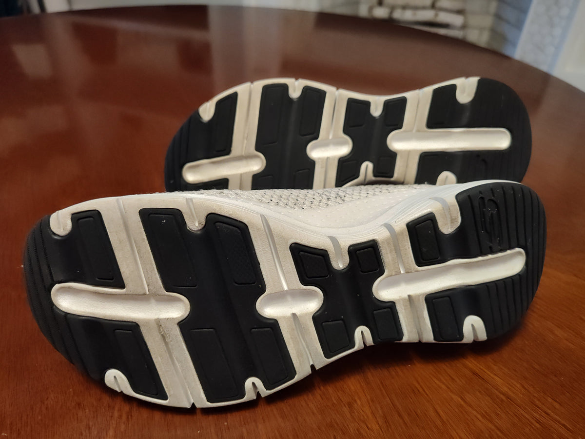 Seller 189:  Skechers ArchFit Gray/Black women's shoes size 8.5