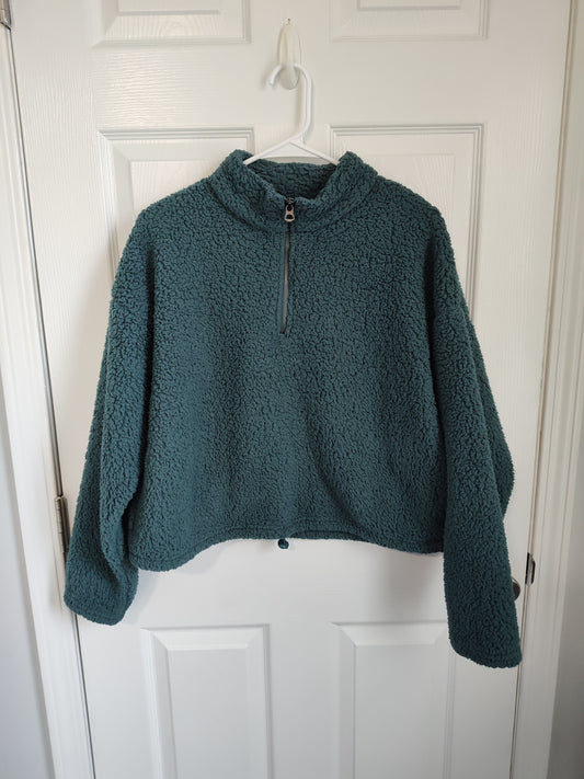 Seller 189:  American Eagle Sherpa Fleece 1/4 zip women's size small