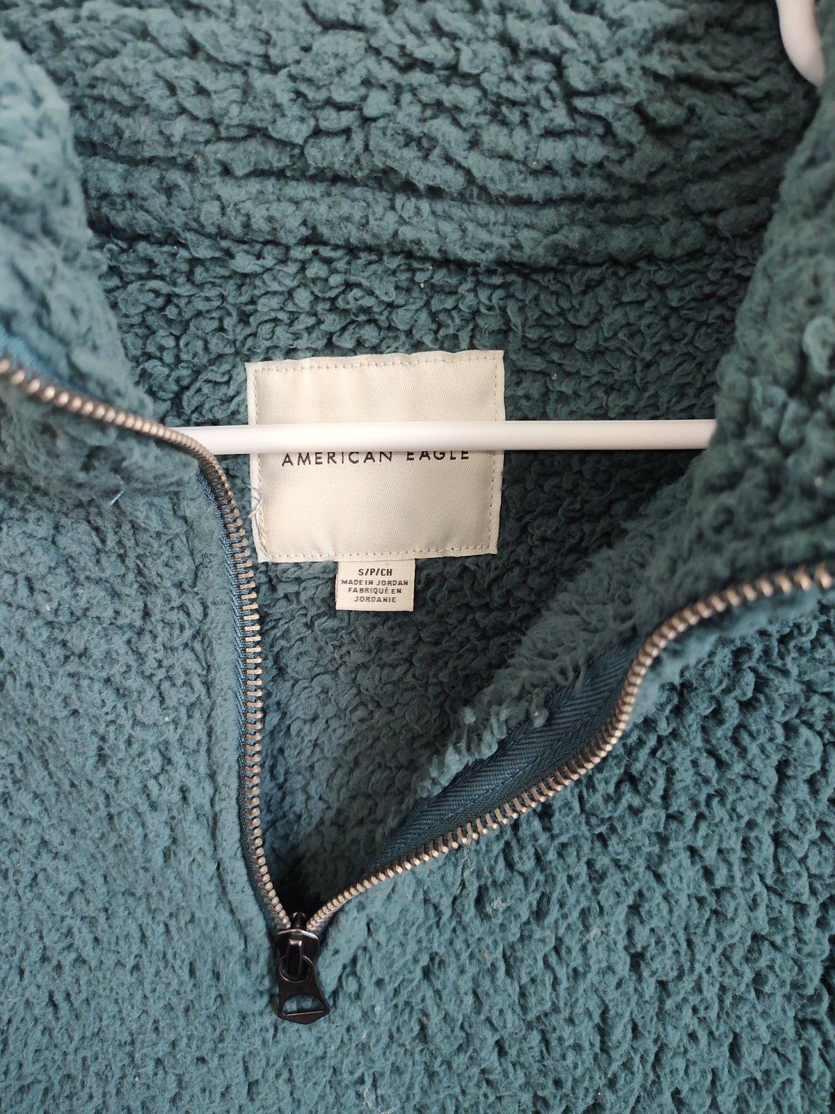 Seller 189:  American Eagle Sherpa Fleece 1/4 zip women's size small